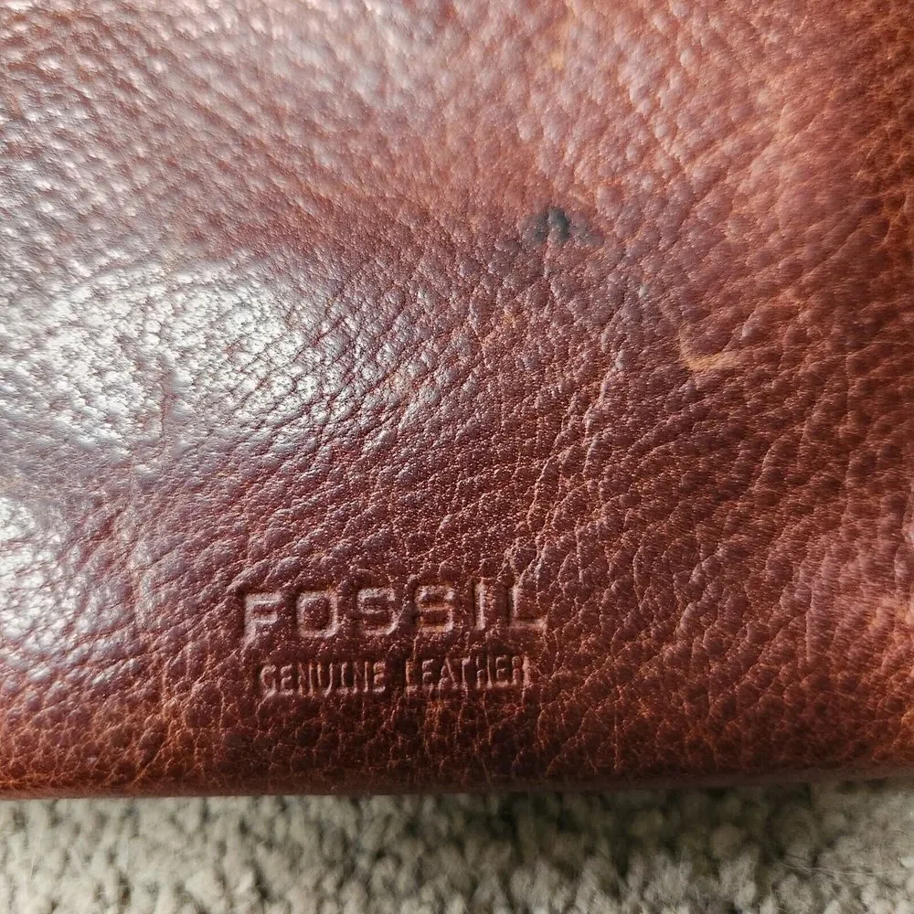 Fossil up sale